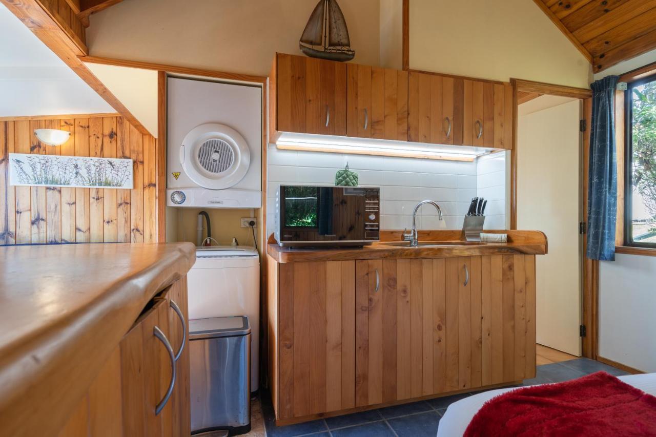 Supacute Character Cottage, Wifi, Sky Tv, Spa Bath, Spa Bath, Dble Kayak And Possibly A Car! Palm Beach Exterior photo