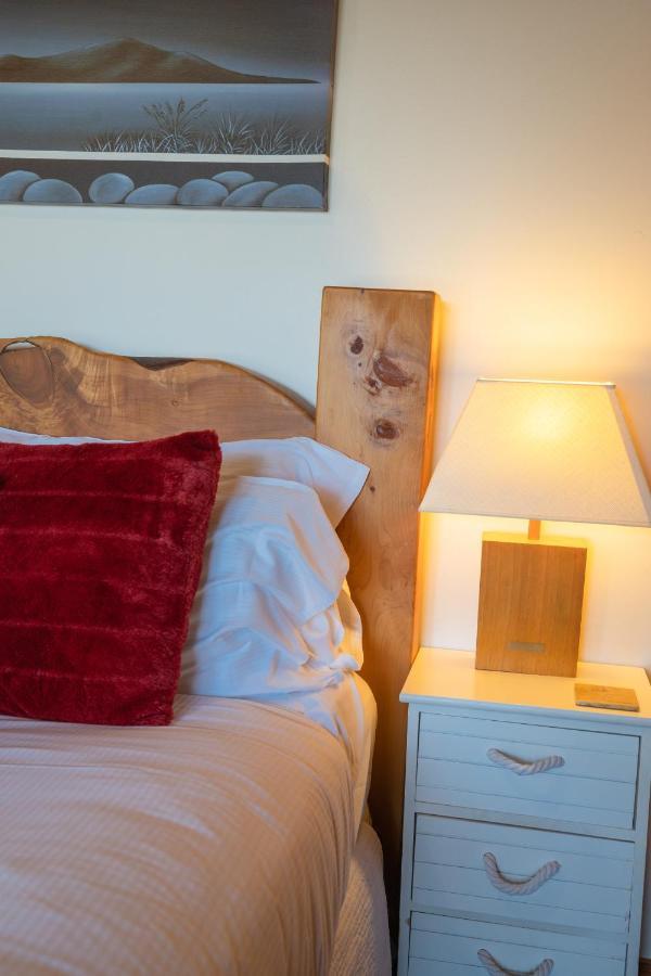 Supacute Character Cottage, Wifi, Sky Tv, Spa Bath, Spa Bath, Dble Kayak And Possibly A Car! Palm Beach Exterior photo